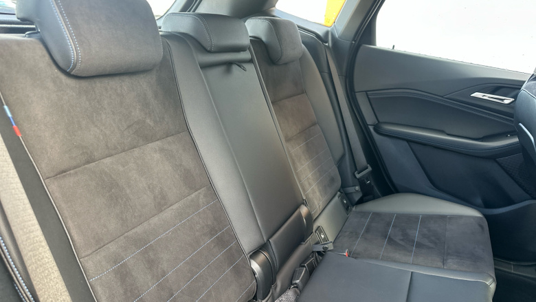 BMW 2 Series 220i MHT M Sport 5dr DCT Petrol Hatchback